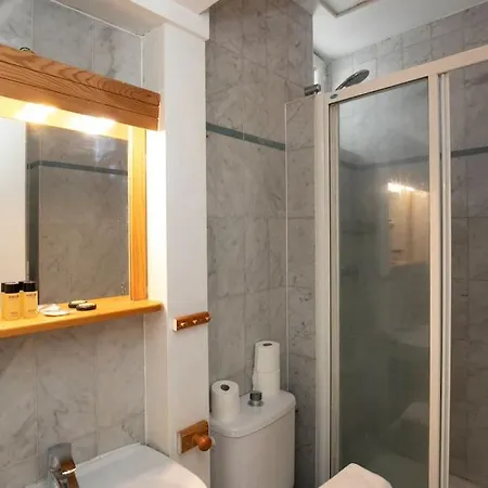 Cozy With Great Location - Bastille Apartament *