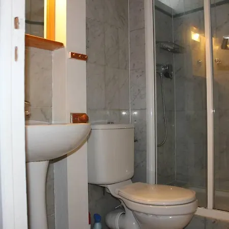Cozy With Great Location - Bastille Apartament *