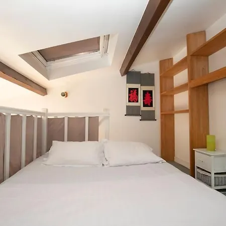Cozy With Great Location - Bastille Apartament